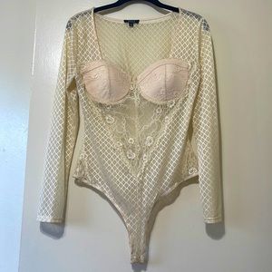 Different styles, different colors ❤️💛💜🖤🤍💗